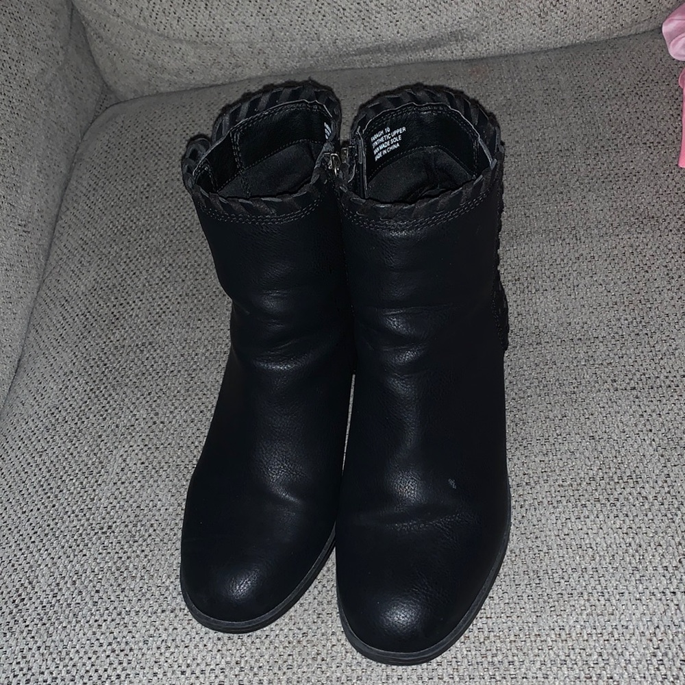 NO PARKING FARAH ANKLE BOOTS